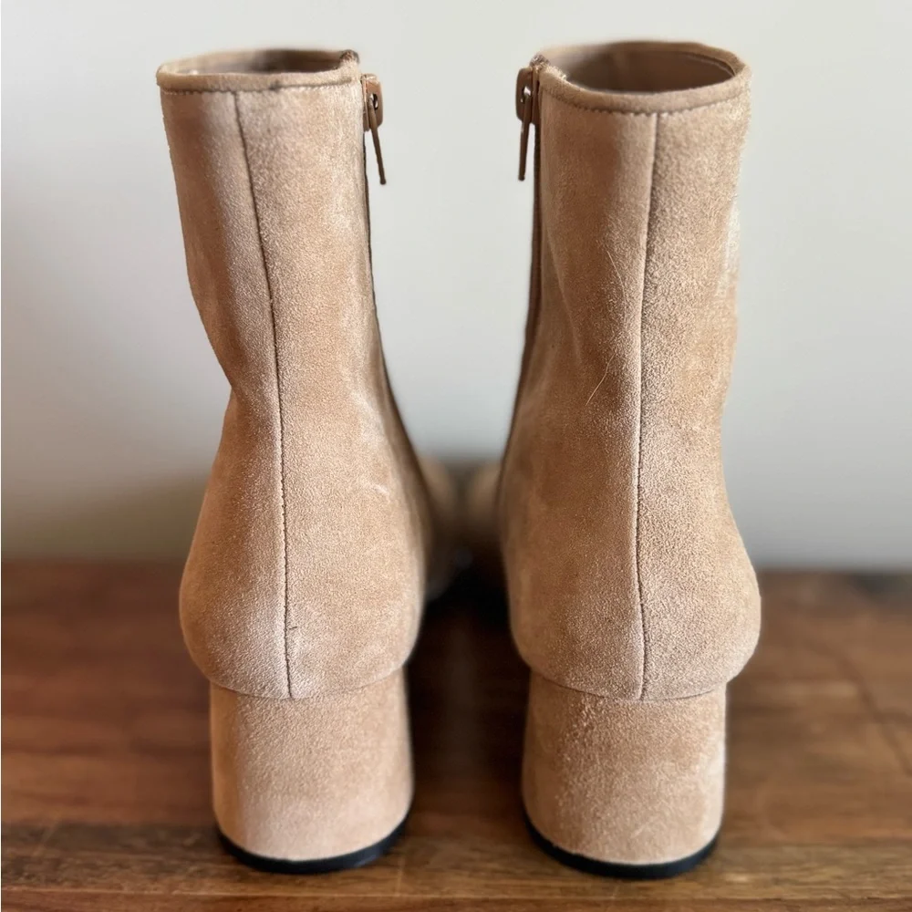 Steve Madden Tan and Black Ankle Booties - Picture 3 of 3